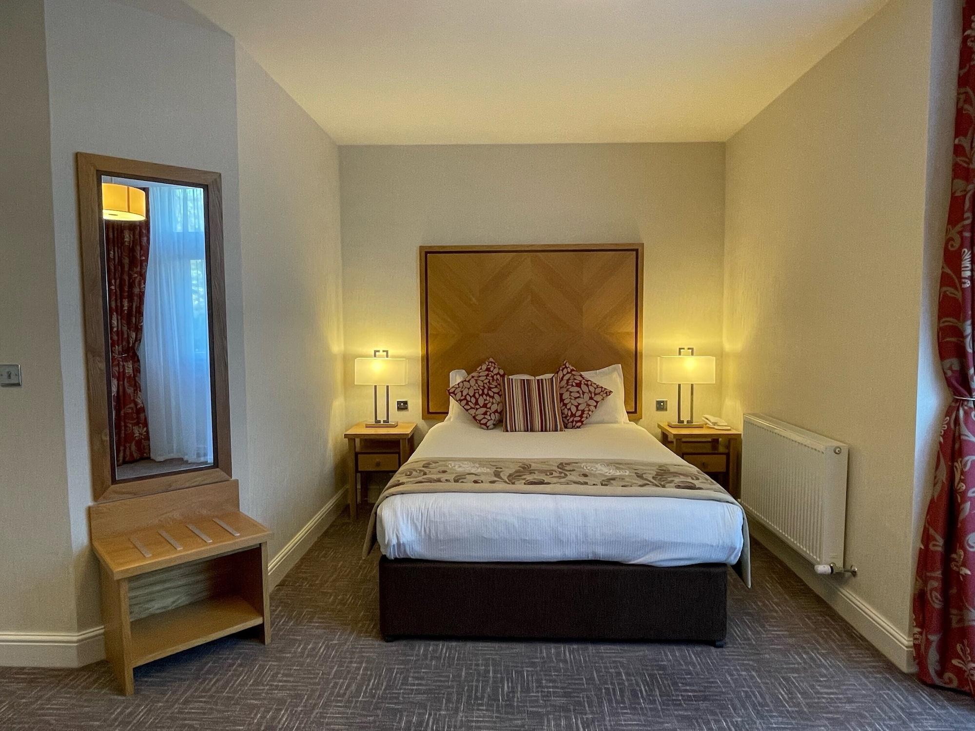 Best Western Homestead Court Hotel Welwyn Garden City Bagian luar foto