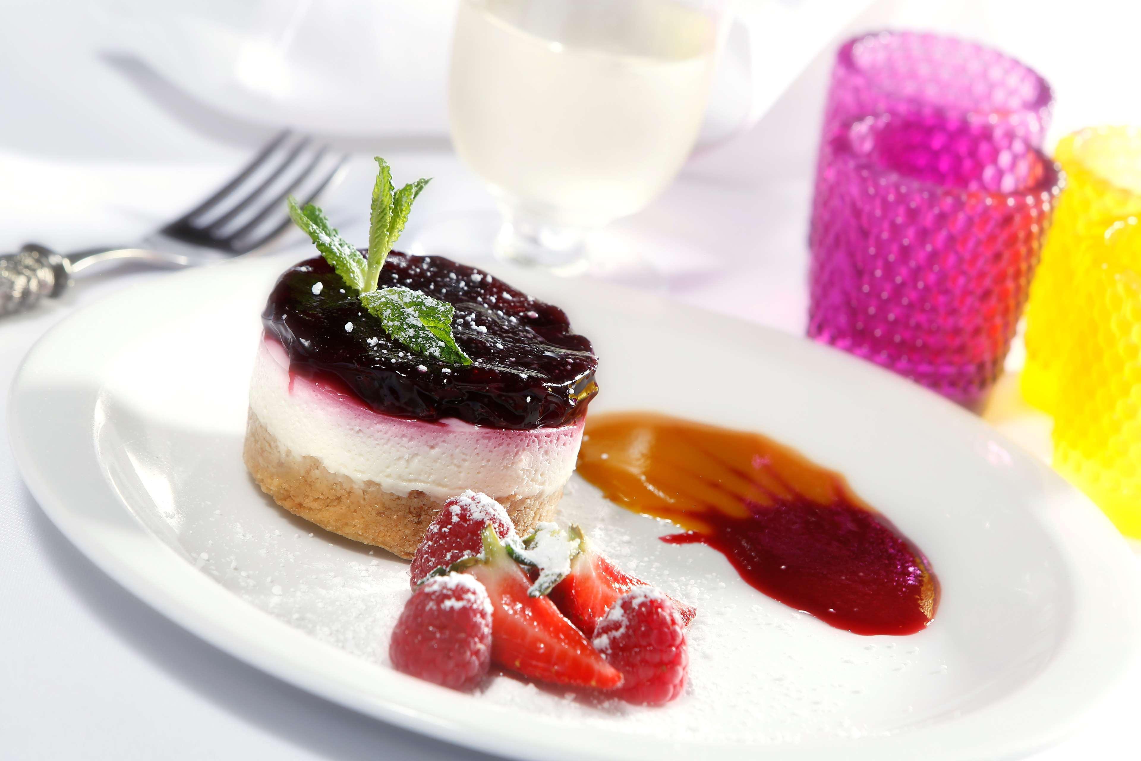 Best Western Homestead Court Hotel Welwyn Garden City Bagian luar foto