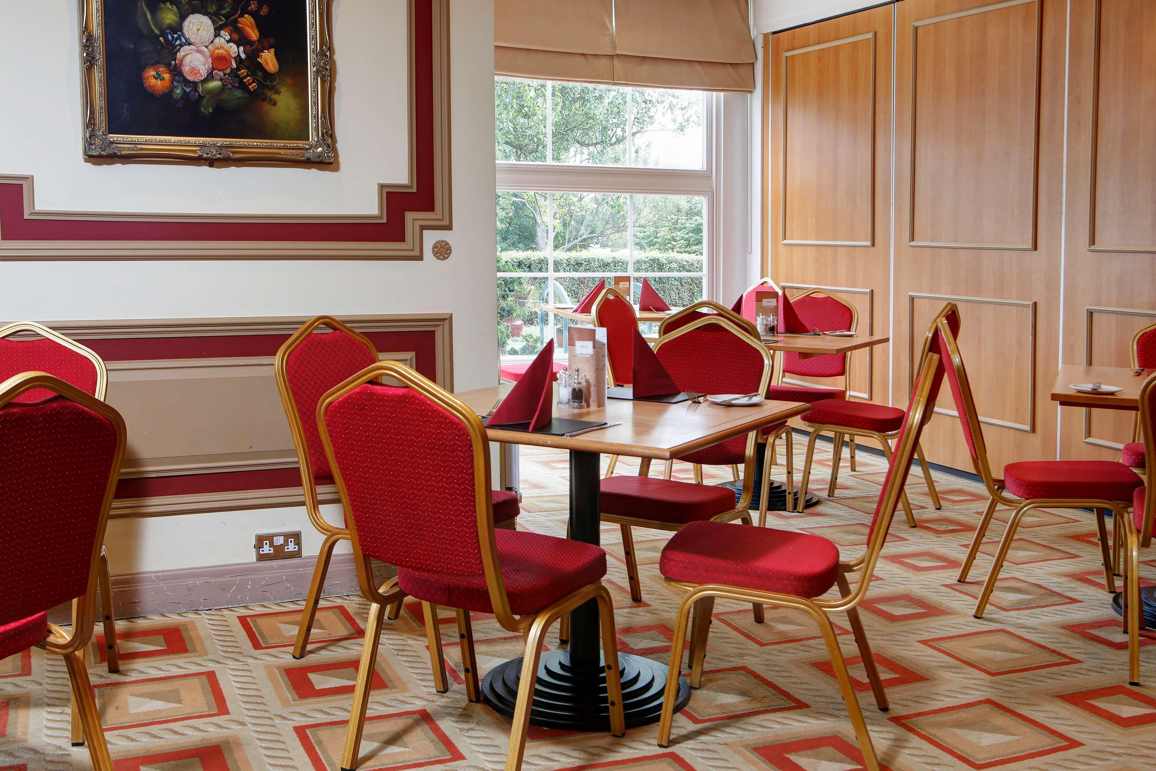 Best Western Homestead Court Hotel Welwyn Garden City Bagian luar foto