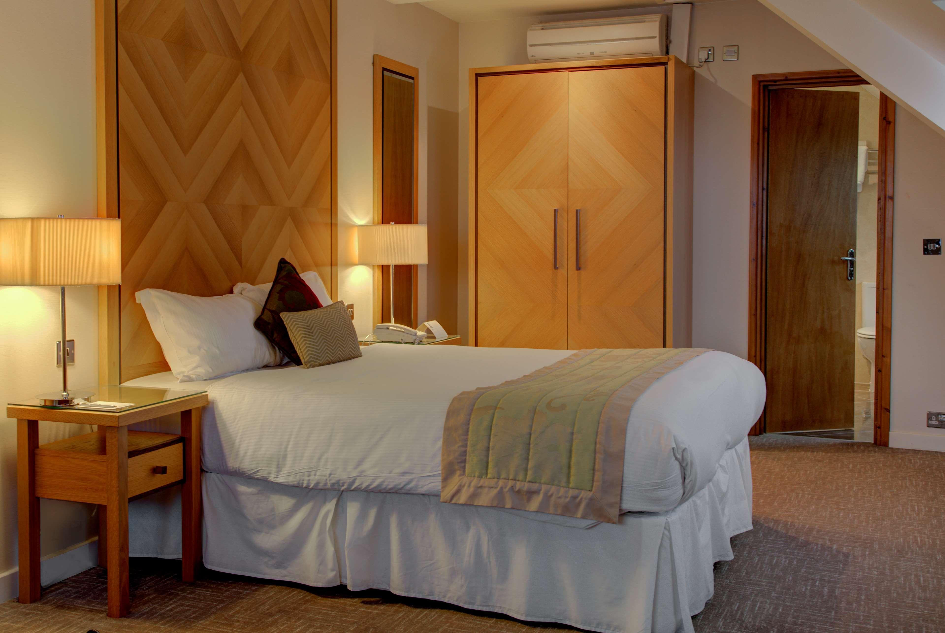 Best Western Homestead Court Hotel Welwyn Garden City Bagian luar foto