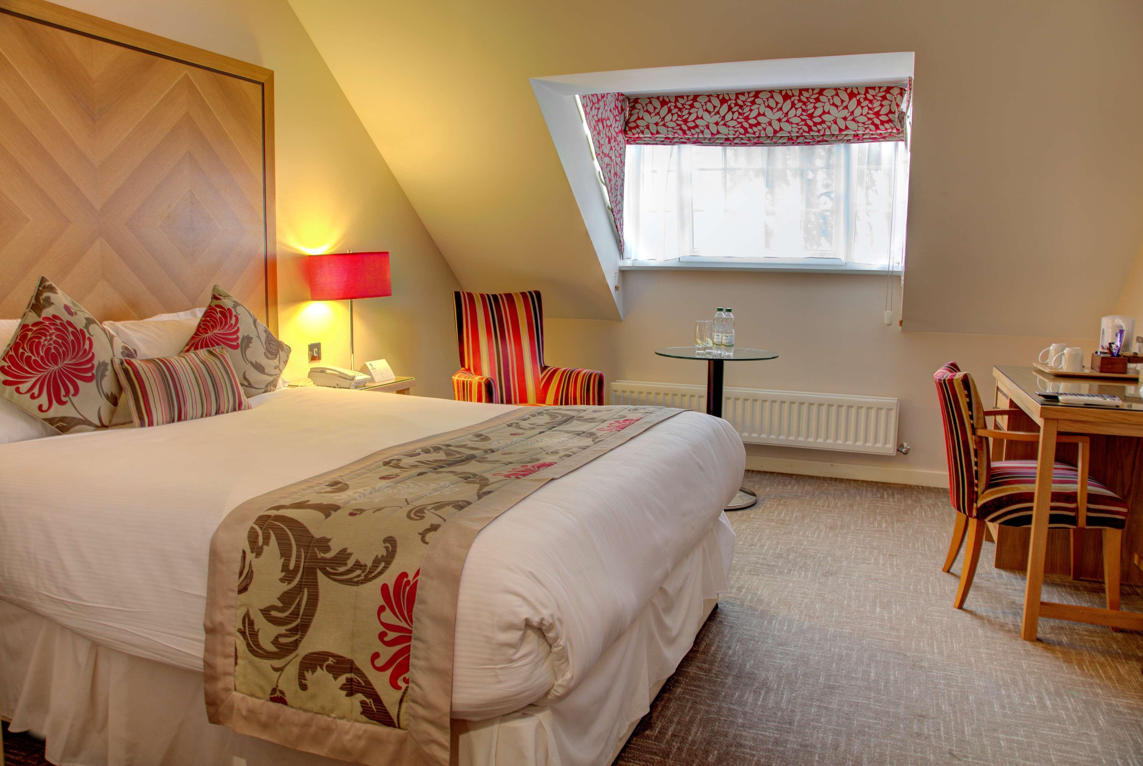 Best Western Homestead Court Hotel Welwyn Garden City Bagian luar foto