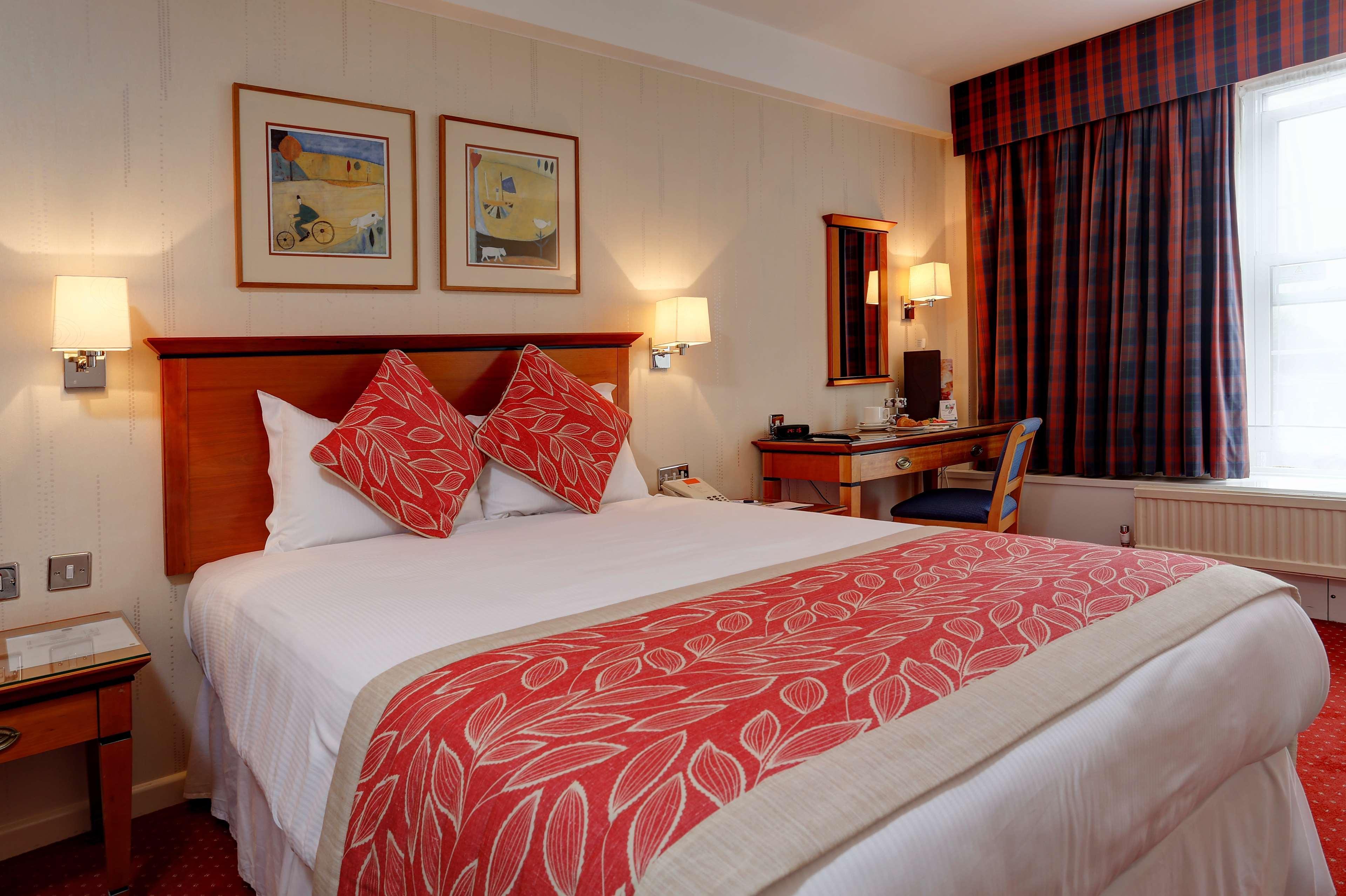 Best Western Homestead Court Hotel Welwyn Garden City Bagian luar foto